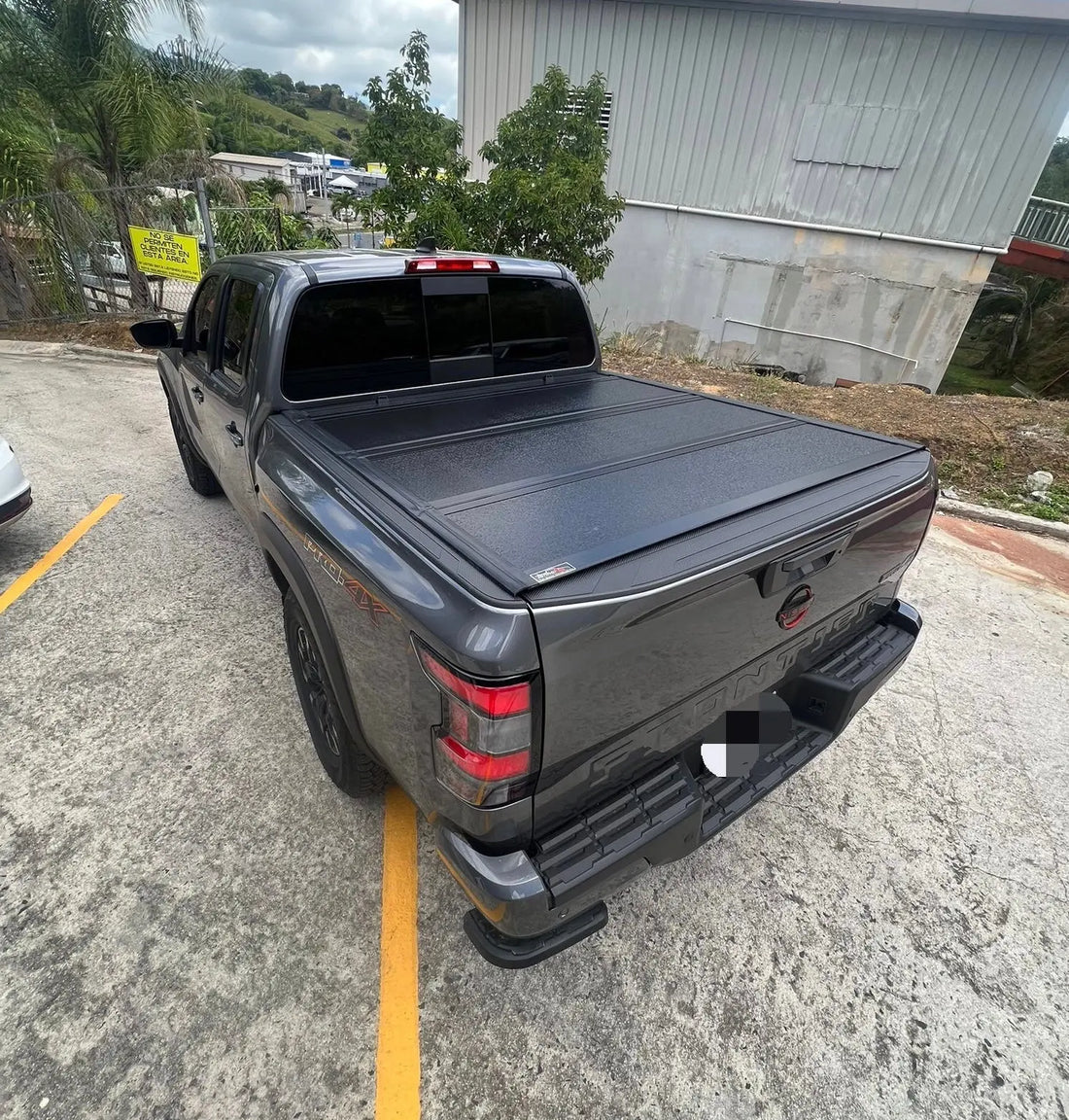 Nissan Frontier with the Best Tonneau Cover