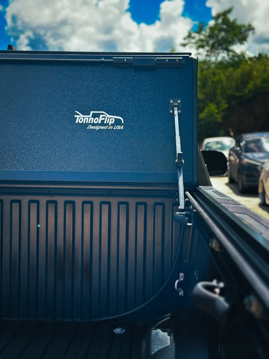 Best truck bed cover for Toyota Tacoma 