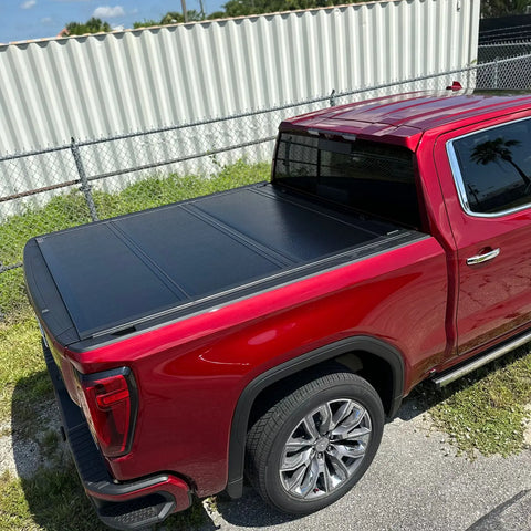 GMC Sierra TonnoFlip Bed Cover 