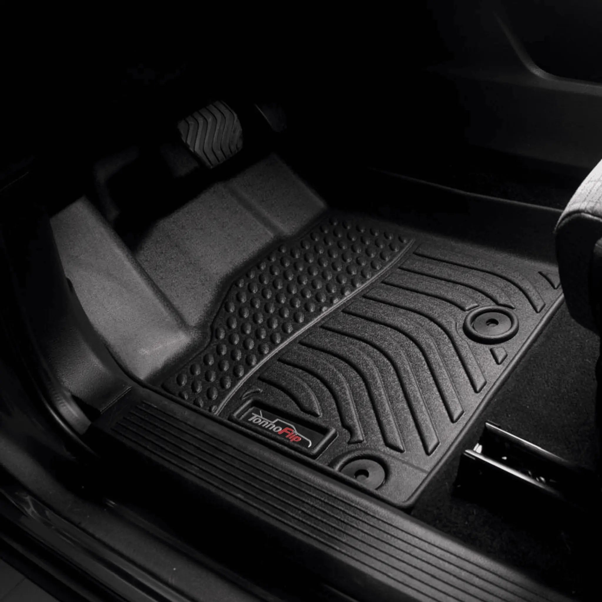 Nissan Rogue Floor Mat | Tonnoflip TonnoFlip